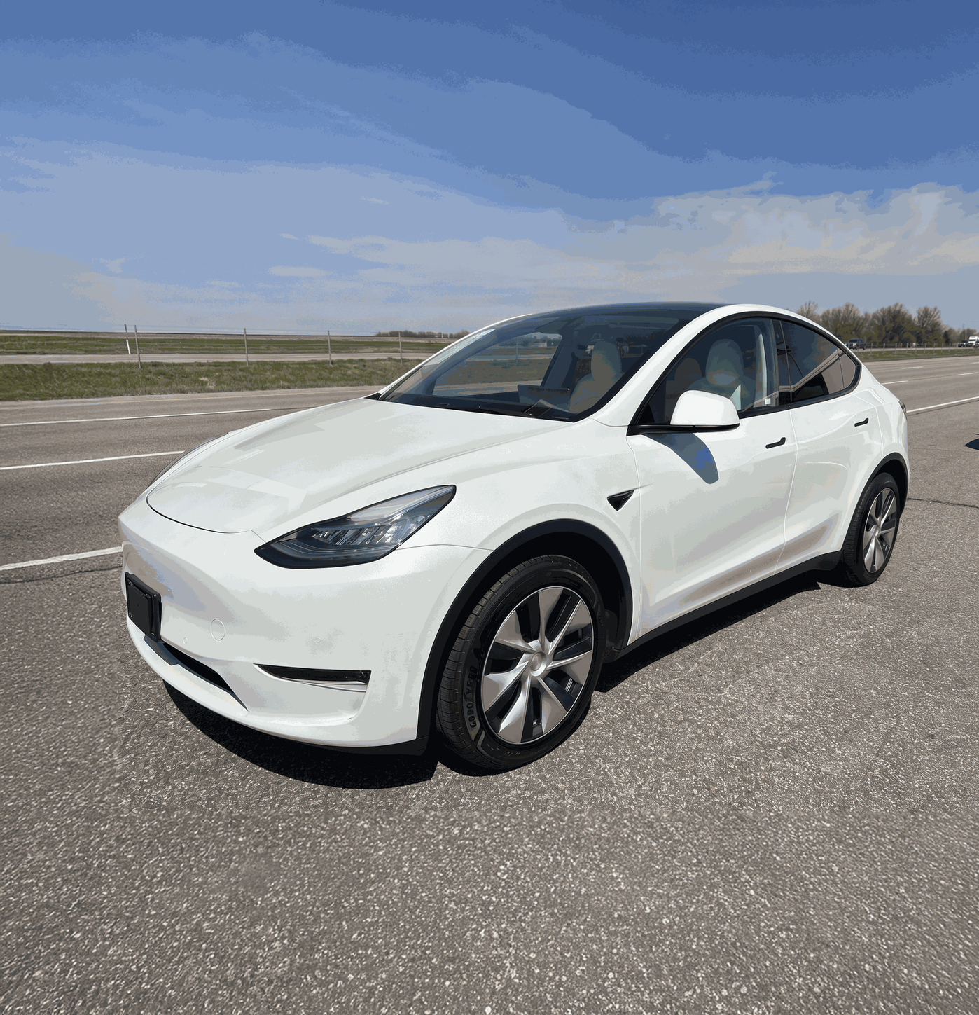 Tesla Y (2020-2025) MC6359BLK WC120-19BLK Before