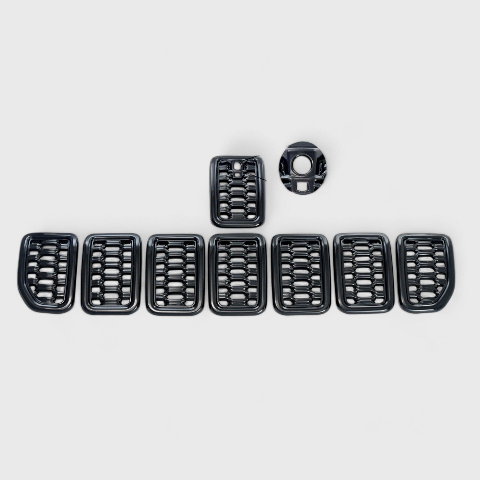 21-25 Jeep Grand Cherokee L, 22-25 Jeep Grand Cherokee Fits grille W/ or W/O Camera 8 Piece Gloss Black Snap-on W/Tape Grille Overlay