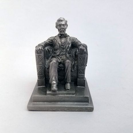 Lincoln-in-the-Chair
